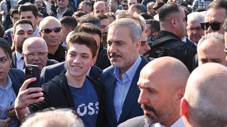 Bakan Fidan’a Bursa’da yoğun ilgi