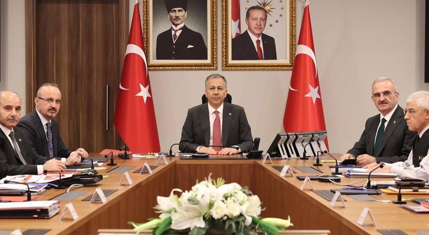 İçişleri Bakanı Yerlikaya başkanlığında ‘Güvenlik Toplantısı’ yapıldı