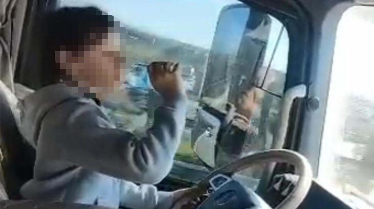 Sosyal medyada tepki çeken görüntüler! 12 yaşındaki kızına TIR çekicisi kullandırdı