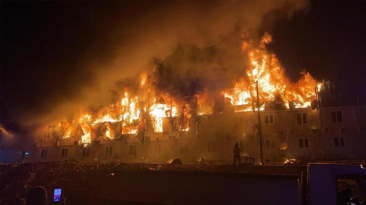 Adıyaman’da işçilerin konakladığı yatakhane cayır cayır yandı