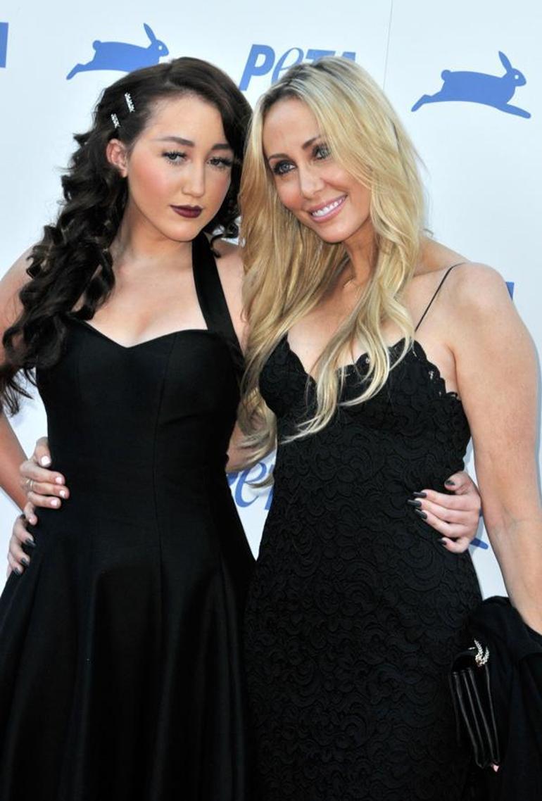 Ortalığı karıştıran iddia! 'Tish Cyrus, kızı Noah Cyrus'ın sevgilisini çaldı'