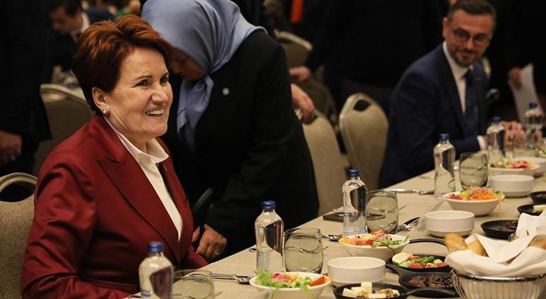 Meral Akşener: Kendi partilerinden daha fazla arkalarında durduk