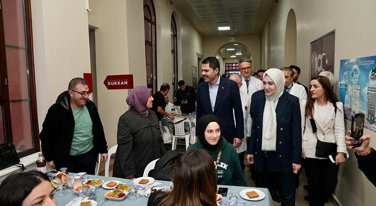 Murat Kurum Bezmialem Vakıf Üniversitesi Hastanesi'nde iftara katıldı