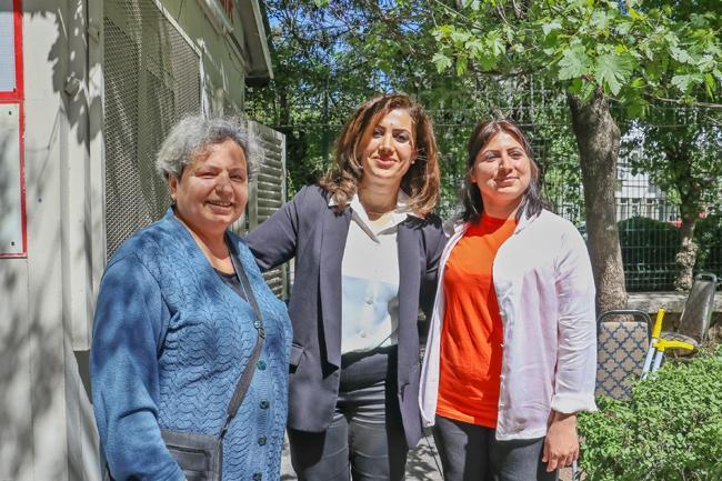 4 erkek adaya karşı 8 kadın azasıyla muhtar seçildi! Mazbatasını aldı, ilk işi bu oldu