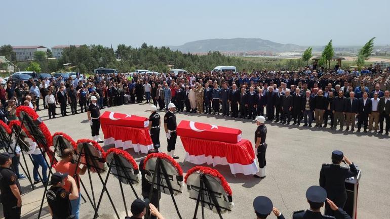 Polisin şehit ettiği 2 komiser için tören