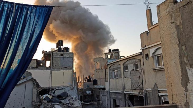 İsrail Gazze’de Maghazi Mülteci Kampı’nı vurdu! 2 kişi hayatını kaybetti