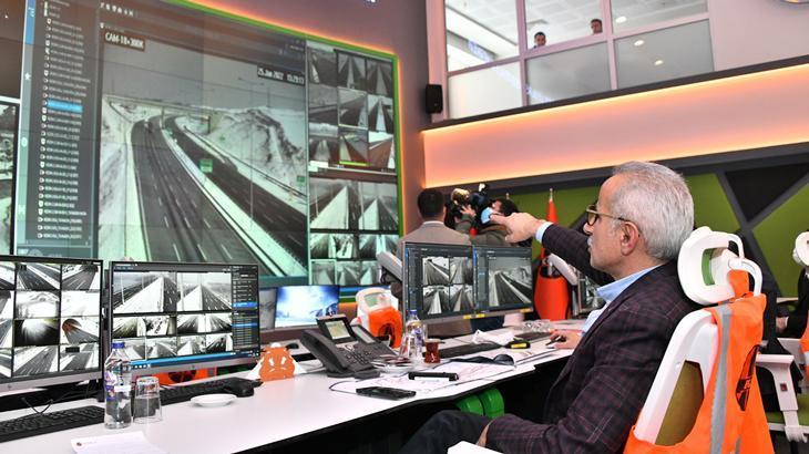 Bakan Uraloğlu açıkladı: Akıllı yollar geliyor