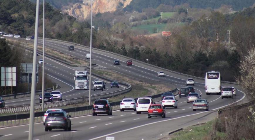 Tatilciler geri dönüş yolunda! İşte adım adım son durum…