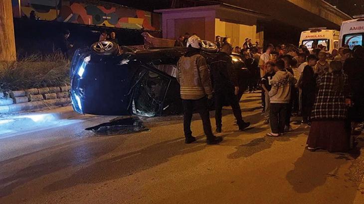 Kadıköy’de kontrolden çıkan otomobil kaza yaptı: 3 yaralı