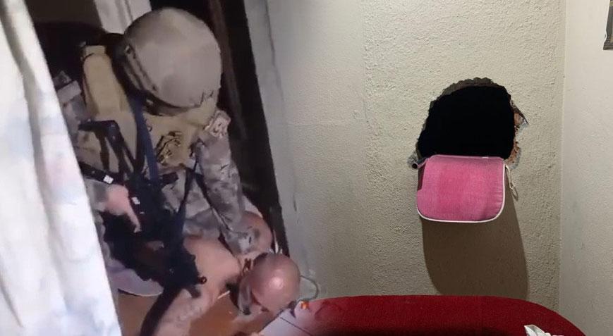 Önüne dolap koyup kamufle etti! Deldiği duvardan kaçmaya çalışırken yakalandı