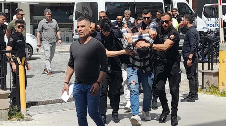 Bakan Yerlikaya,’ müsaade etmeyeceğiz’ diyerek duyurdu! Restorana silahlı saldırıda 2 tutuklama