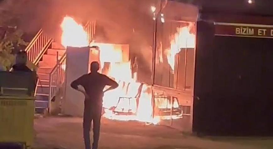 Bursa’da et lokantasına korkutan yangın!