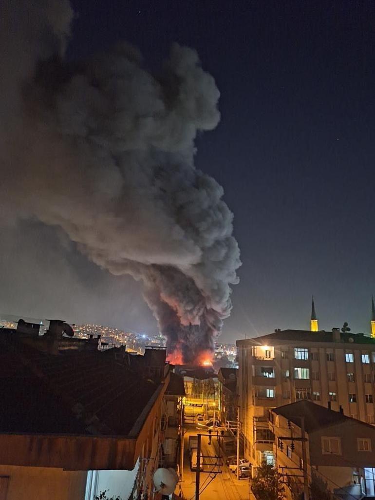 Gebze'de korkutan yangın! Ekipler müdahale ediyor