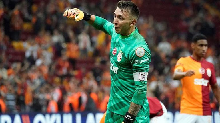 Muslera'dan ayrılık sözleri! 'Galatasaray buna izin vermez'