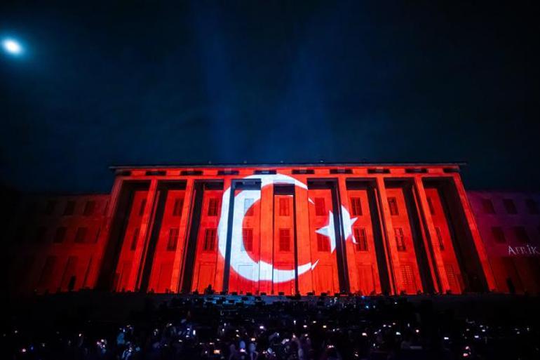 TBMM'de Ulusal Egemenlik ve Çocuk Bayram coşkusu! 23 Nisan Marşı ilk kez seslendirildi