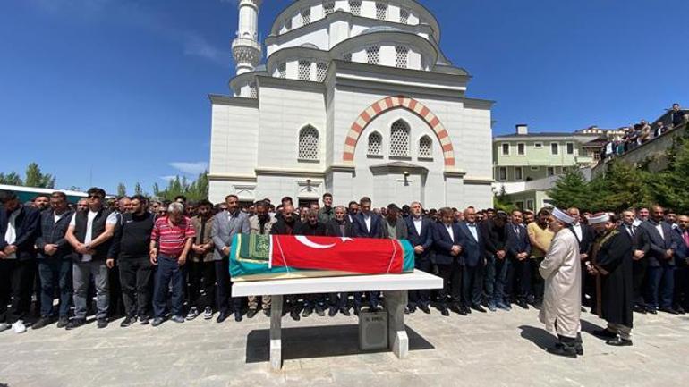 Maden faciasında can veren işçi 66 gün sonra toprağa verildi