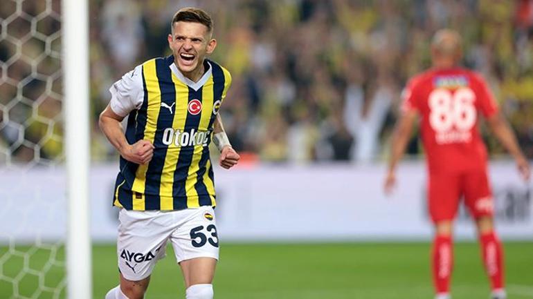 Fenerbahçeli Sebastian Szymanski paylaşılamıyor! Dev kulüpler transfer yarışında