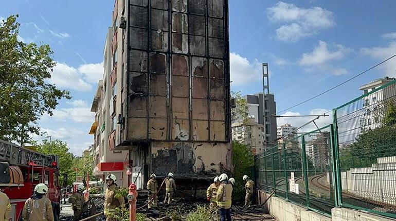 Kadıköy'deki yangında mahsur kalan yaşlı kadın kurtarıldı