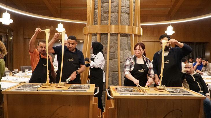 Arap turizmciler, mıhlama yapmak için yarıştı