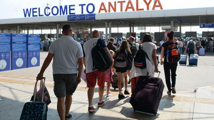 Antalya’dan turist rekoru