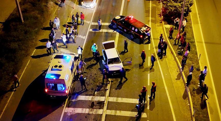 Hatalı sollama kaza getirdi! 3 kişi ağır yaralandı