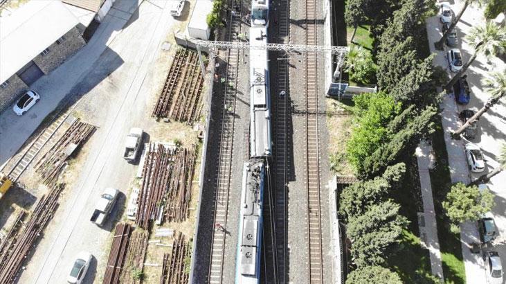 İZBAN raydan çıktı, yolcular ‘acil çıkış’ kapısından tahliye edildi