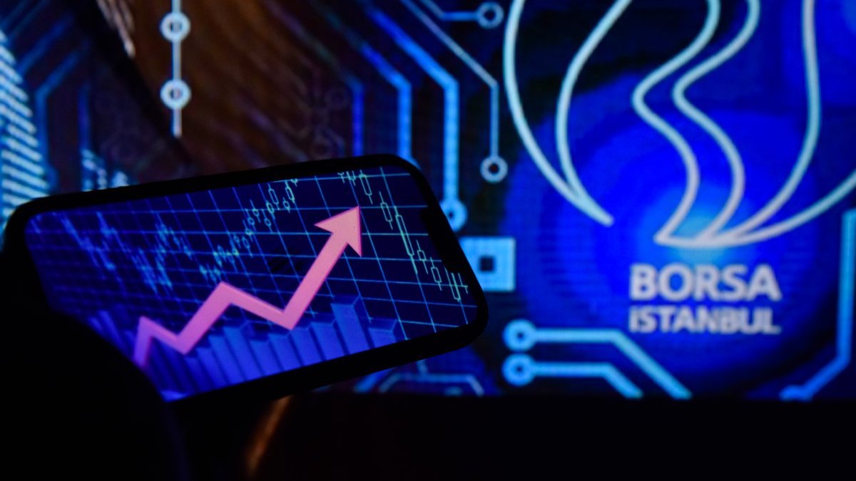 Turizm Sektörü Yüzde 1,25 Kazandı: Bankacılık Sektörü En Büyük Gerilemeyi Yaşadı