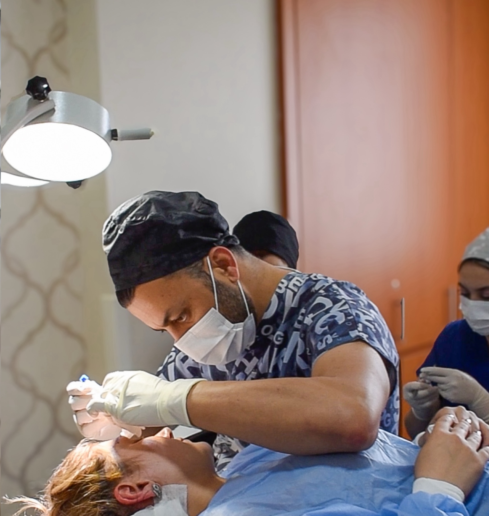 HairextreM Sağlık Hizmetleri: Estetik Cerrahide Yenilikçi Yaklaşımlar