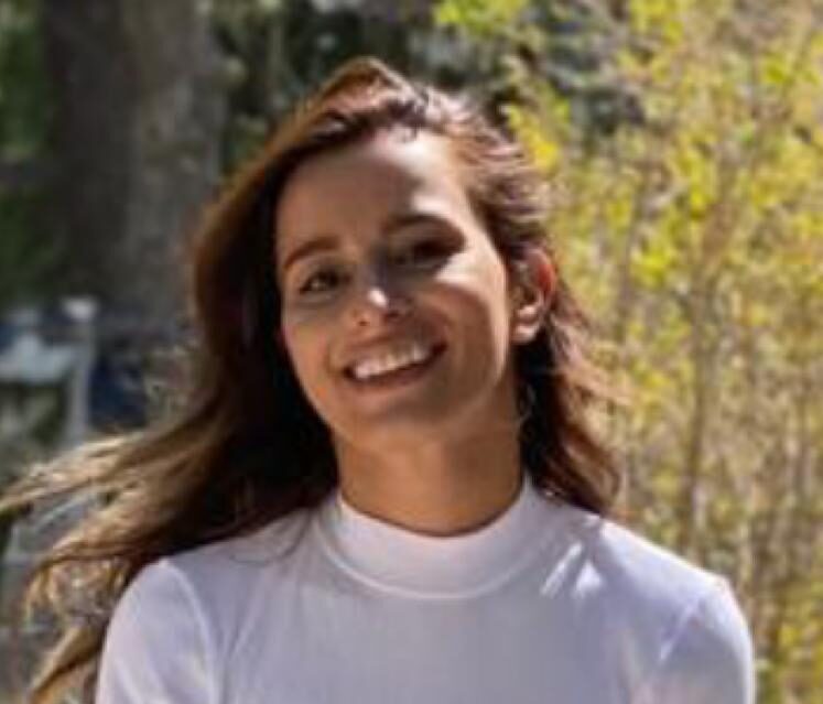 Elif Özbakır: Sanat ve Siyaseti Birleştiren Güç