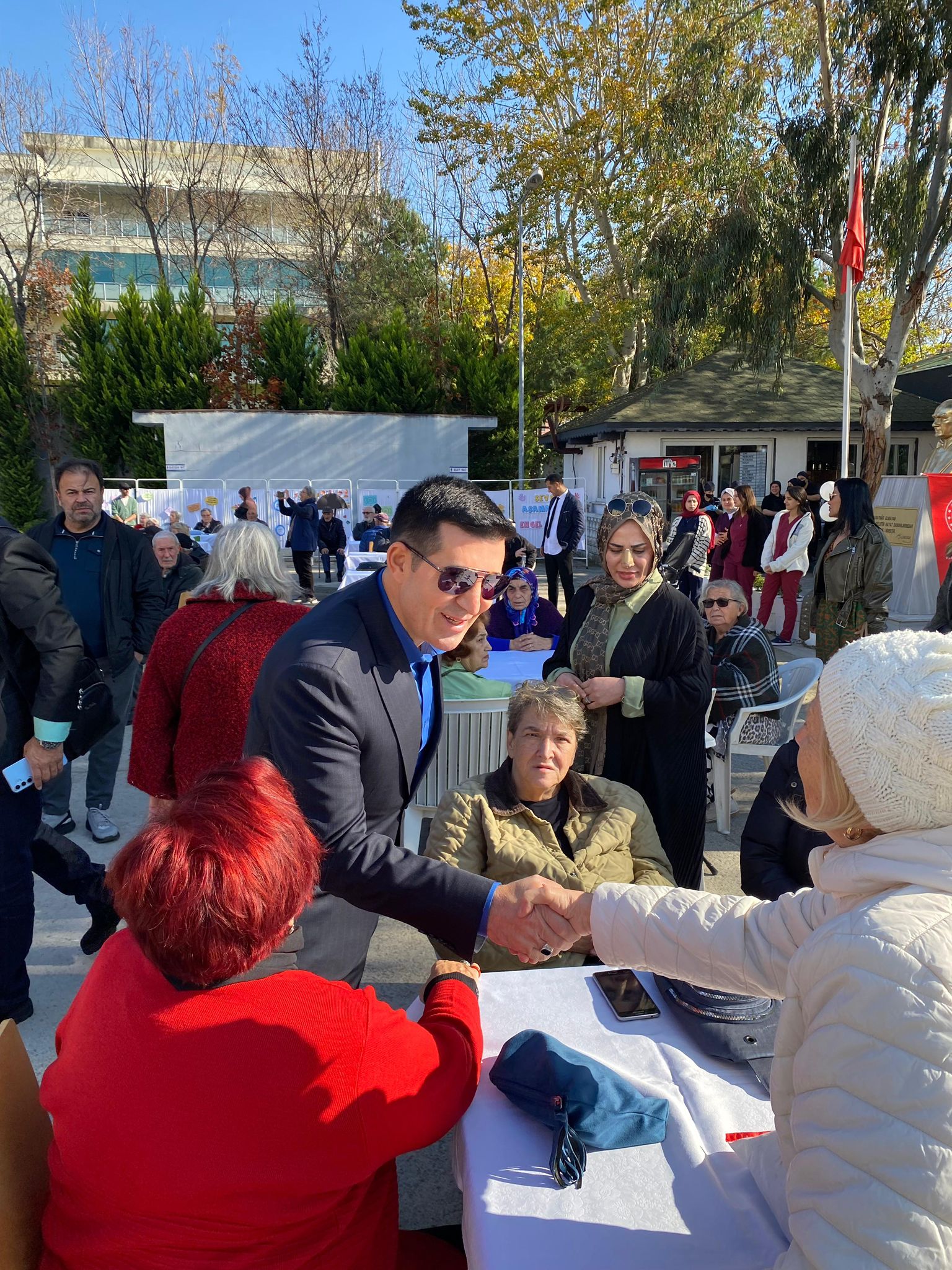 Maltepe Huzurevi, İş Adamı Cahit Eftekin’in Katkılarıyla Açıldı