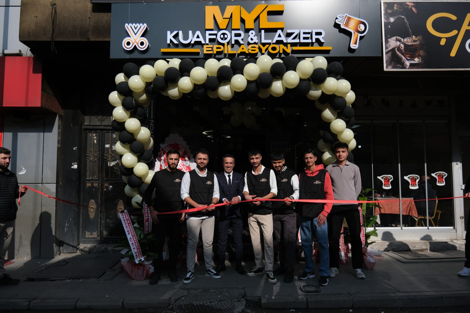 MYC Erkek Bakım: Saç ve Sakal Bakımında Mükemmelliğin Adresi