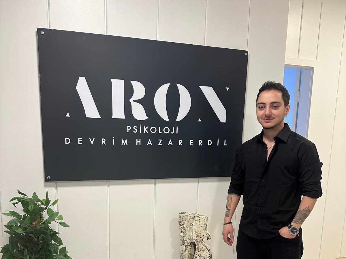 Devrim Hazar Erdil: Başkent Üniversitesi ve Queen Mary Üniversitesi’ndeki Eğitim Serüveni