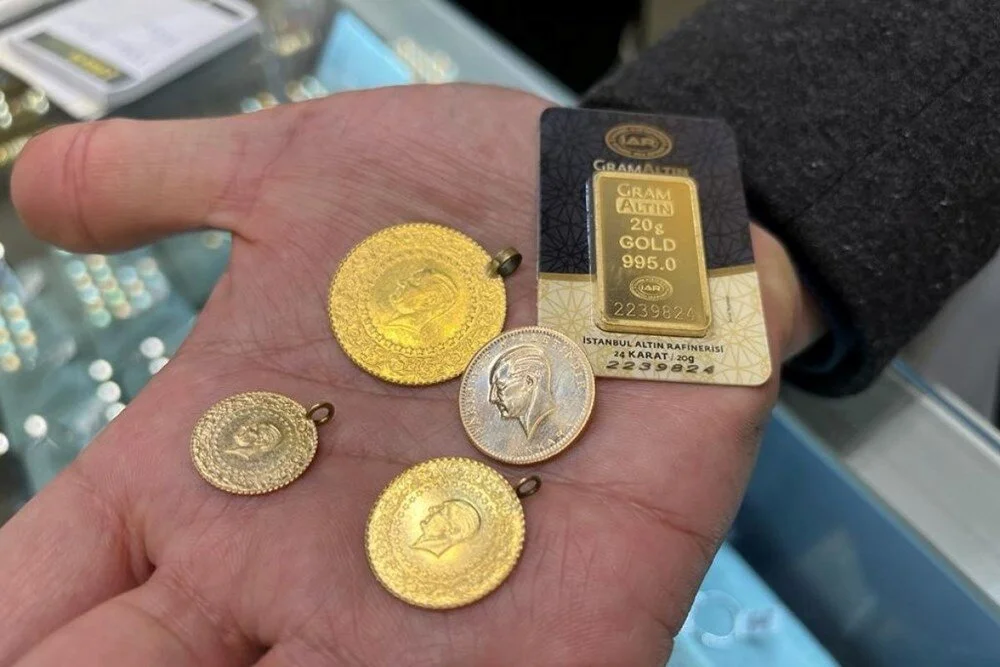 Altın Fiyatlarında Yeni Zirve! Gram Altın 4.350 TL yi Aştı