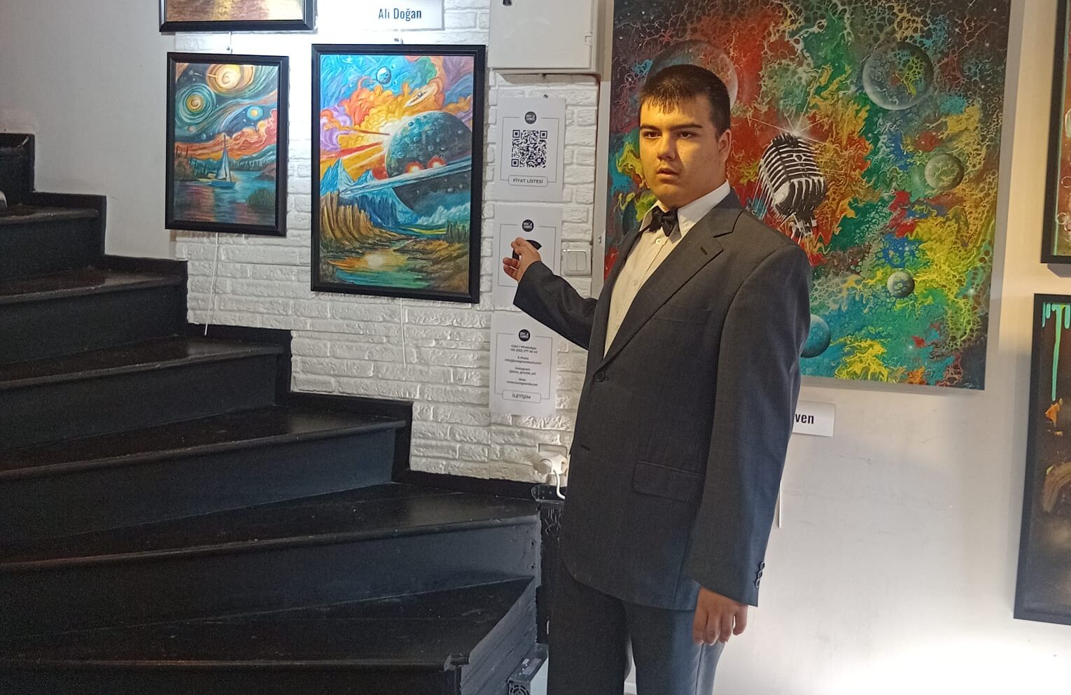 Hayvan Ebeveynliğinden İlham Alan Ressam Ali Doğan