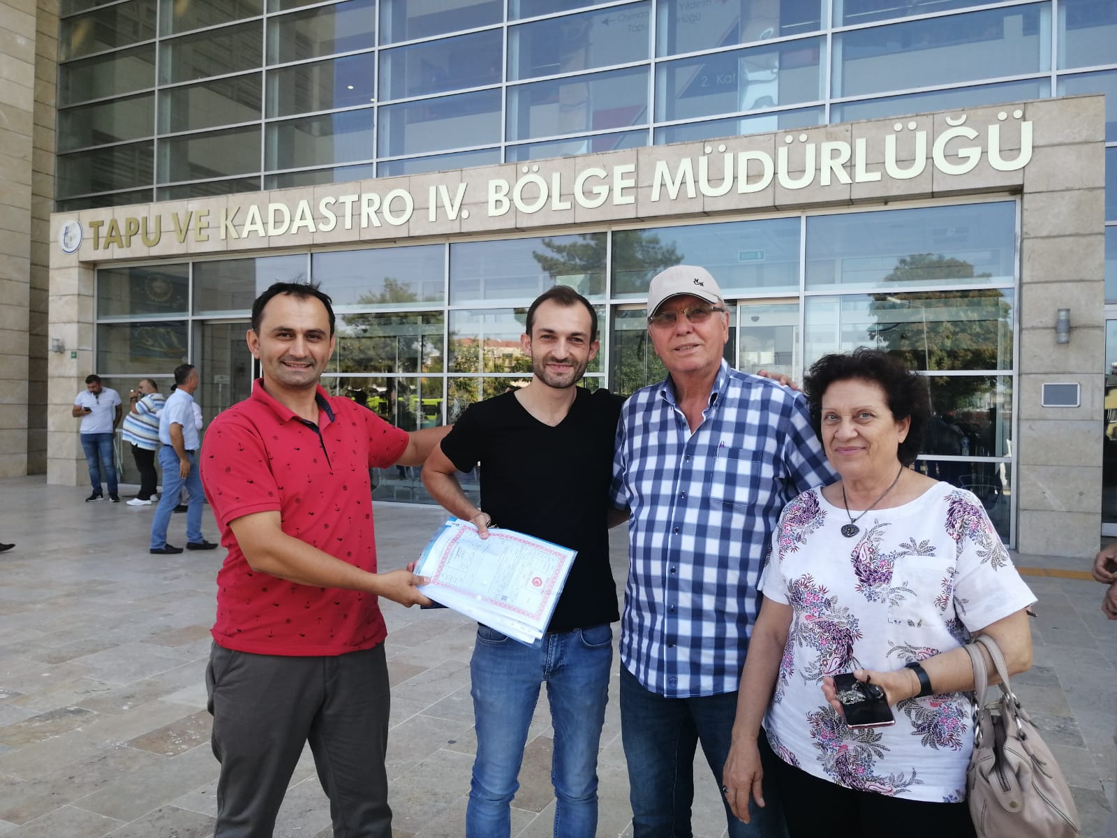 Kayalar Gayrimenkul Yatırım Ofisi Bursa’da Emlak Dünyasına Farklı Bir Hava Getirdi