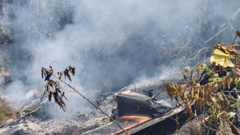 Filipinler’de Kargo Uçağı Düşerek 2 Pilotun Ölümüne Yol Açtı