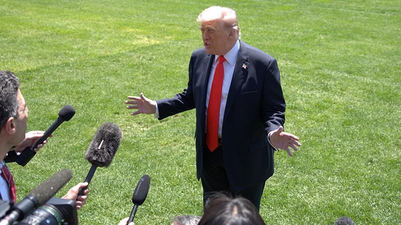 Trump’tan Florida’da Gövde Gösterisi: “İran ile İşi Uygun Şekilde Halledeceğiz”