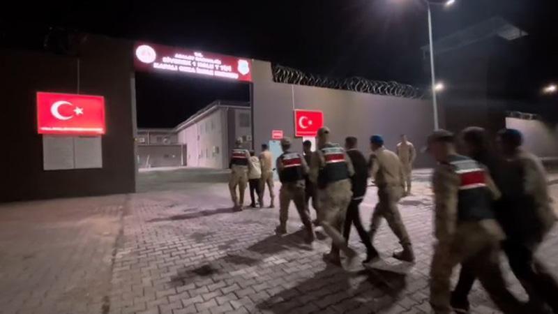 Viranşehir merkezli uyuşturucu operasyonunda 46 tutuklama