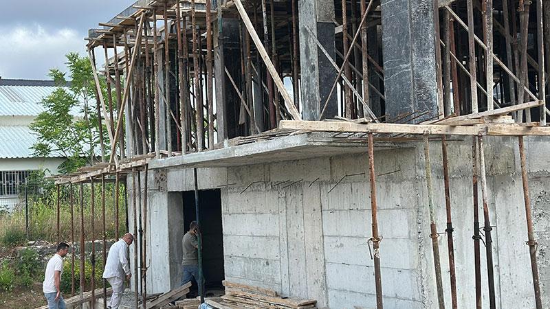 İnşaatta İskele Faciası: 3 İşçi Hayatını Kaybetti