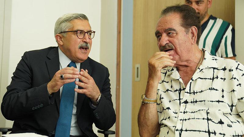 AK Parti heyetinden İbrahim Tatlıses’e geçmiş olsun ziyareti