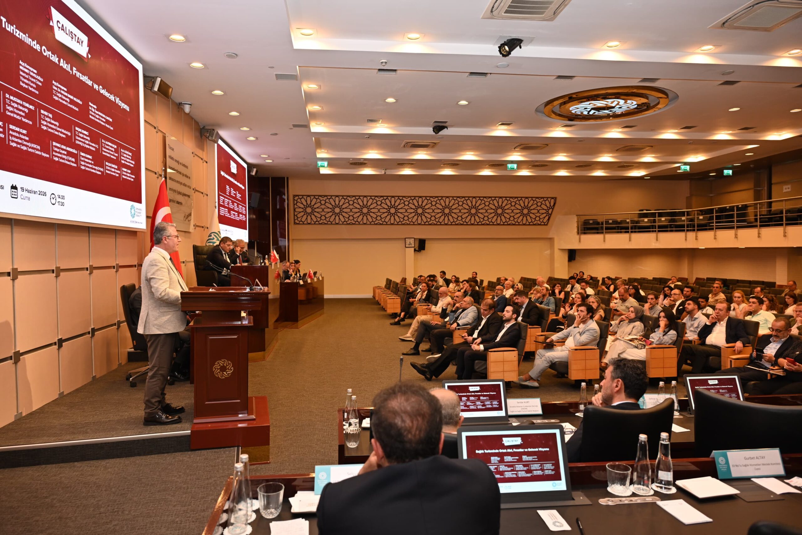 İSTANBUL TİCARET ODASI EV SAHİPLİĞİNDE “SAĞLIK TURİZMİNDE ORTAK AKIL, FIRSATLAR VE GELECEK VİZYONU” ÇALIŞTAYI GERÇEKLEŞTİRİLDİ