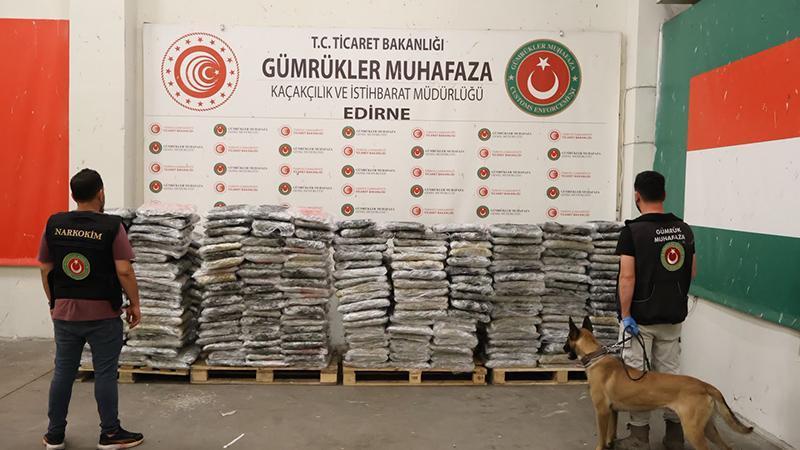 Kapıkule’de Büyük Yakalama: TIR’lardan Milyarlık Uyuşturucu Çıktı!