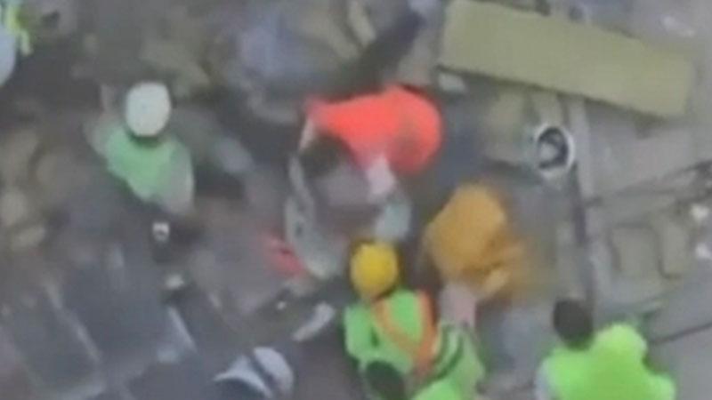 İnşaat iskelesinden düşen işçi yaşamını yitirdi