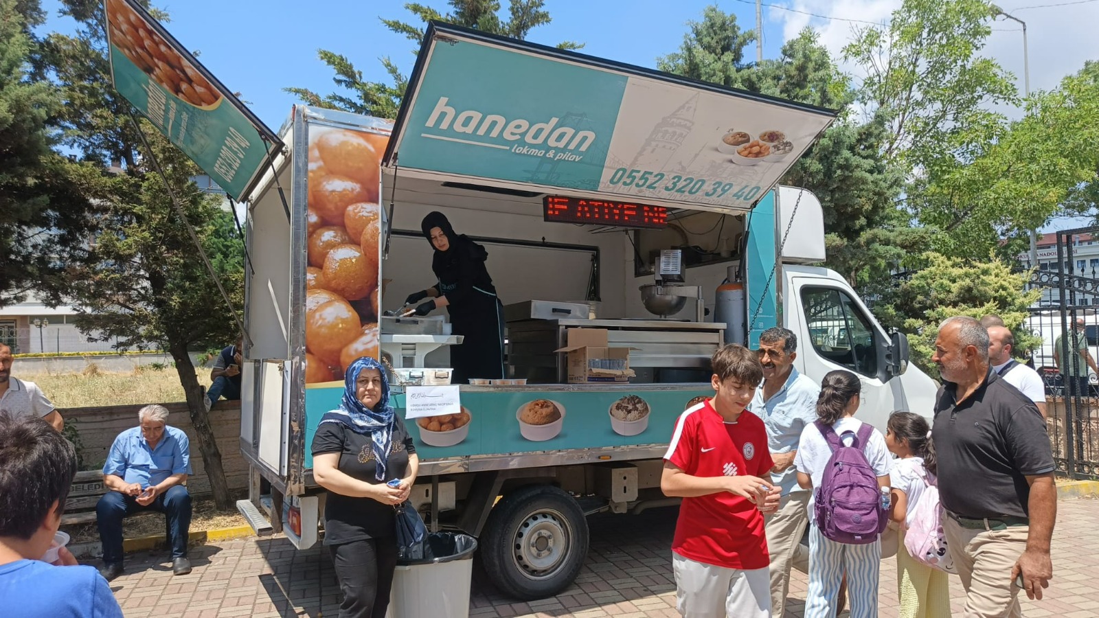 İstanbul’da Hayır Geleneğini Mobil Hizmete Dönüştüren Marka: Hanedan Lokma