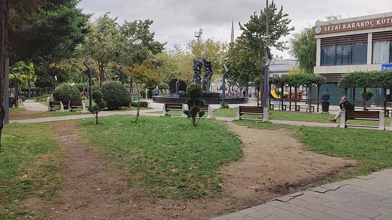 Bayrampaşa’da polisten kaçan 2 şüpheli tabancayı çocuklara saklattı