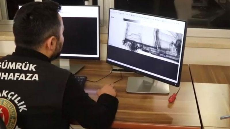 İpsala’da Uyuşturucu Operasyonu: Araçtan 17 Bin 121 Hap Çıktı